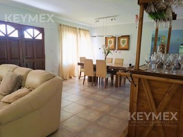 Casa de 4 ambientes en Boca Ratón Golf Club - Pilar