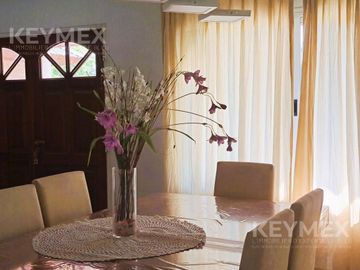 Casa de 4 ambientes en Boca Ratón Golf Club - Pilar