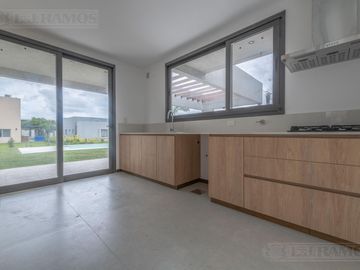 Casa en  venta en Vistas - Puertos / Escobar