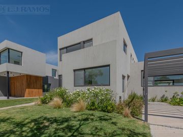 Casa en  venta en Vistas - Puertos / Escobar