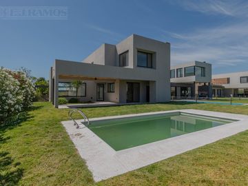 Casa en  venta en Vistas - Puertos / Escobar