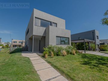 Casa en  venta en Vistas - Puertos / Escobar