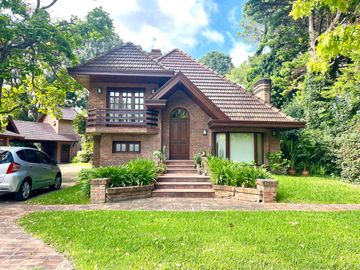 Casa a la Venta en Country Club El Carmen