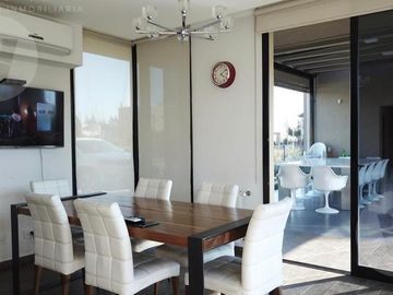 Casa en venta - Barrio Don Joaquin,  Canning