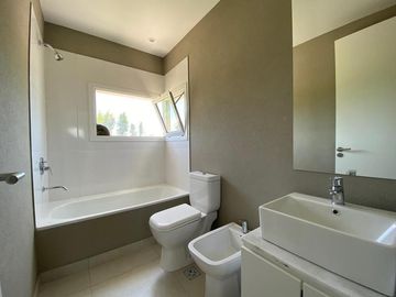 Casa en Venta, Barrio Privado Las Liebres