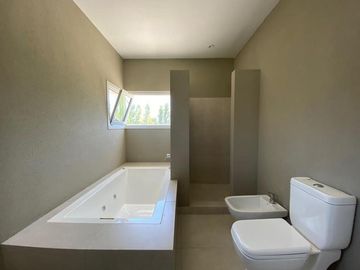 Casa en Venta, Barrio Privado Las Liebres