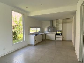 Casa en Venta, Barrio Privado Las Liebres