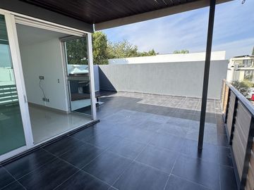 CASA EN VENTA EN COTO VILLA LA CIMA CON ROOF