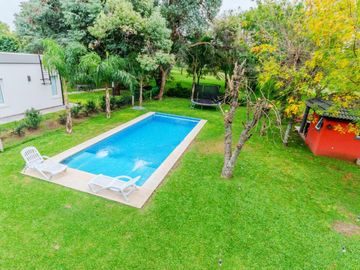 Casa en venta - 3 Dormitorios 3 Baños - 900Mts2 - La Matanza