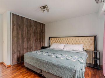 Casa en venta - 3 Dormitorios 3 Baños - 900Mts2 - La Matanza