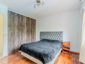 Casa en venta - 3 Dormitorios 3 Baños - 900Mts2 - La Matanza