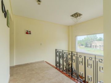Casa en venta - 3 Dormitorios 3 Baños - 900Mts2 - La Matanza
