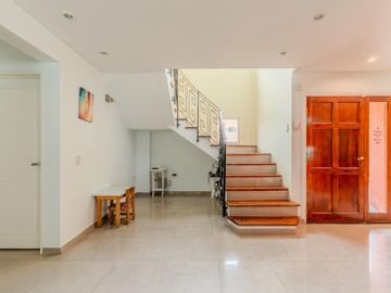 Casa en venta - 3 Dormitorios 3 Baños - 900Mts2 - La Matanza