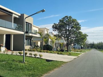 VENTA, LOTE, GREENVILLE VILLA 8 AL 100