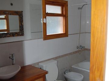 Venta Casa sobre lote con vista al lago Nahuel Huapi