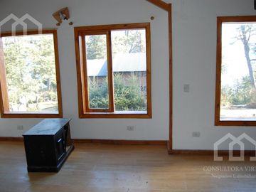Venta Casa sobre lote con vista al lago Nahuel Huapi