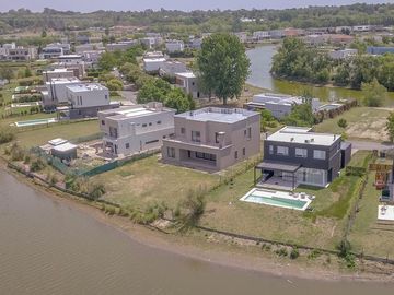 Casa  A ESTRENAR- ESCOBAR - CANTON NORTE - PG -  410.000 USD