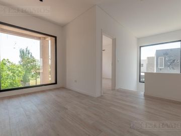Casa  A ESTRENAR- ESCOBAR - CANTON NORTE - PG -  410.000 USD