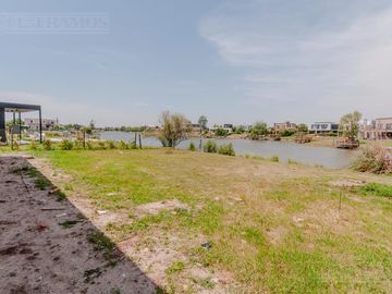 Casa  A ESTRENAR- ESCOBAR - CANTON NORTE - PG -  410.000 USD