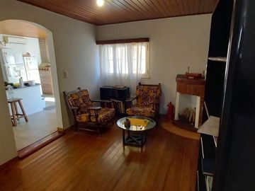 Casa en  venta en el Delta de Tigre sobre Rio Sarmiento