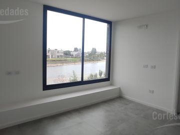 Casa a la Laguna en Barrio San Matías
