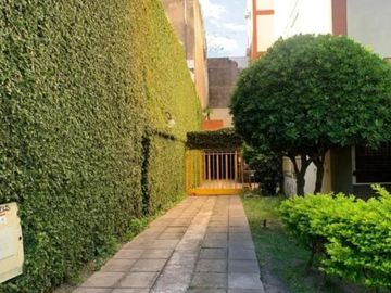 Departamento en venta - 3 Dormitorios 2 Baños - Cochera - 88Mts2 - Parque Patricios