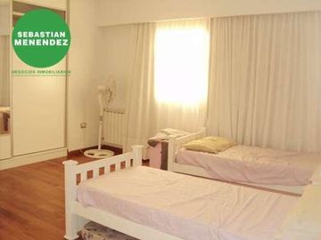3 Dorm - Categoría - 1000Mts2 de Terreno