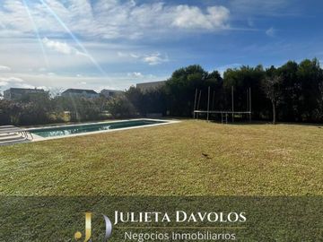 Casa en Venta  5 Ambientes  Puertos del Lago Barrio Vistas-Escobar-Maschwitz