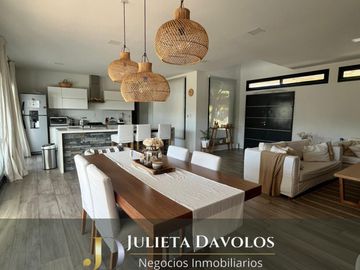 Casa en Venta  5 Ambientes  Puertos del Lago Barrio Vistas-Escobar-Maschwitz