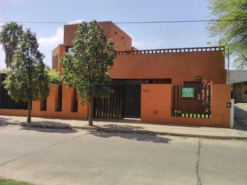 Cerro de las Rosas - 3 Dorm. - Recibe el 100% en dptos - CON RENTA