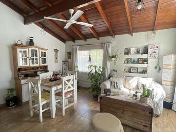 Casa - Barrio Parque Leloir
