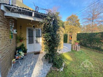 Casa - Barrio Parque Leloir