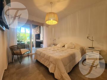 Venta en Renata Norte Pinamar I Departamento de dos dormitorios con cochera