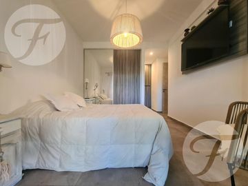 Venta en Renata Norte Pinamar I Departamento de dos dormitorios con cochera