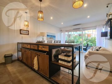 Venta en Renata Norte Pinamar I Departamento de dos dormitorios con cochera