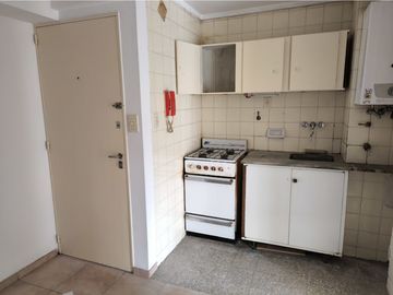 San Juan 1563 piso 3 dpto 2 - Departamento 1 dormitorio - Alquiler
