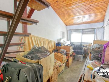 Casa multifamiliar con dos locales - San Isidro