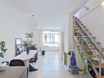 VENTA Depto tipo PH de 2 ambientes con terraza propia y parrilla en Colegiales