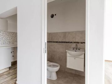 Departamento en venta - 1 Dormitorio 2 Baños - 52Mts2 - Adrogué