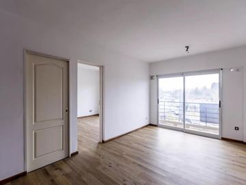Departamento en venta - 1 Dormitorio 2 Baños - 52Mts2 - Adrogué