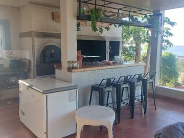 Se vende importante  casa sobre el río  - Posadas