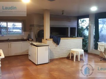 Se vende importante  casa sobre el río  - Posadas