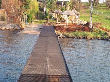 Se vende importante  casa sobre el río  - Posadas