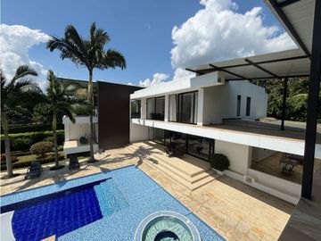 Venta casa en Villeta con lote