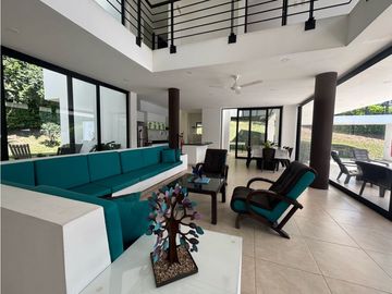 Venta casa en Villeta con lote