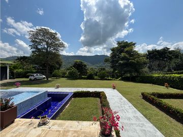 Venta casa en Villeta con lote