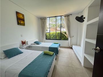 Venta casa en Villeta con lote