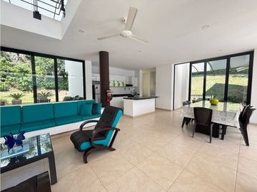 Venta casa en Villeta con lote
