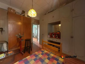 PH 4 ambientes al frente con garage, patio y terraza en Villa Urquiza. Sin expensas-Unico en su zona