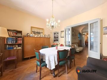 PH 4 ambientes al frente con garage, patio y terraza en Villa Urquiza. Sin expensas-Unico en su zona